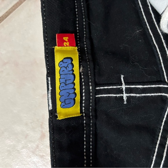 Empyre Black Shorts with White Stitching - Picture 4 of 5